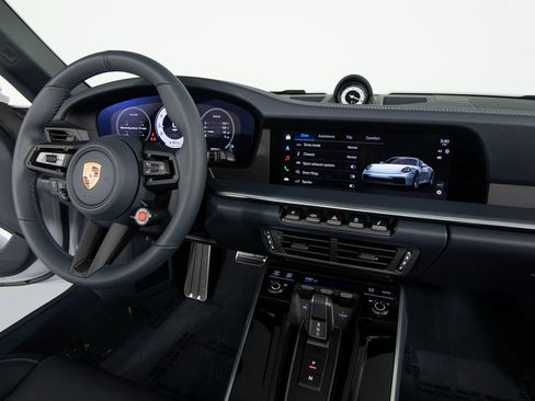 Certified 2026 Porsche 911 GTS image 34