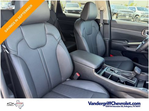 Used 2026 Kia Sorento S w/ S Panoramic Sunroof Package FWD image 25
