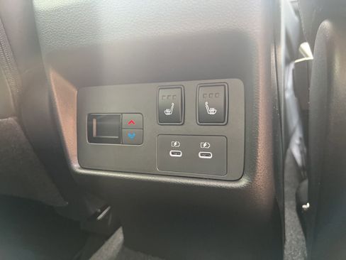 New 2026 Nissan Rogue Platinum w/ Platinum Premium Package AWD/4WD image 18