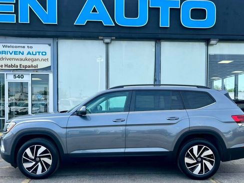 Used 2024 Volkswagen Atlas SE AWD/4WD image 34
