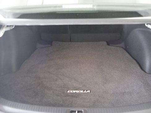 Used 2023 Toyota Corolla LE w/ Carpet Mat Package (TMS) FWD image 19