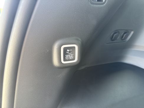 New 2026 Jeep Cherokee Limited AWD/4WD image 19