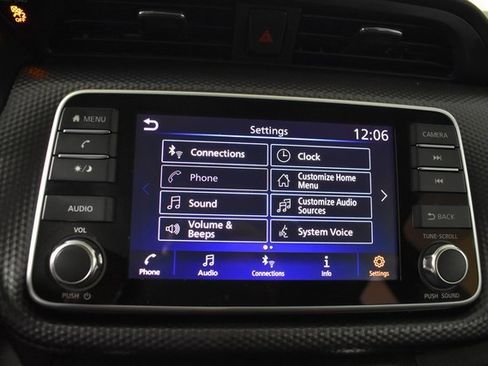 Used 2020 Nissan Kicks SV image 19