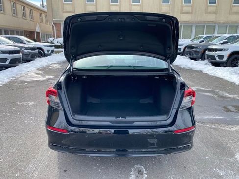 Used 2023 Honda Civic Touring image 11