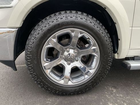 Used 2016 RAM 1500 Laramie w/ Convenience Group image 11