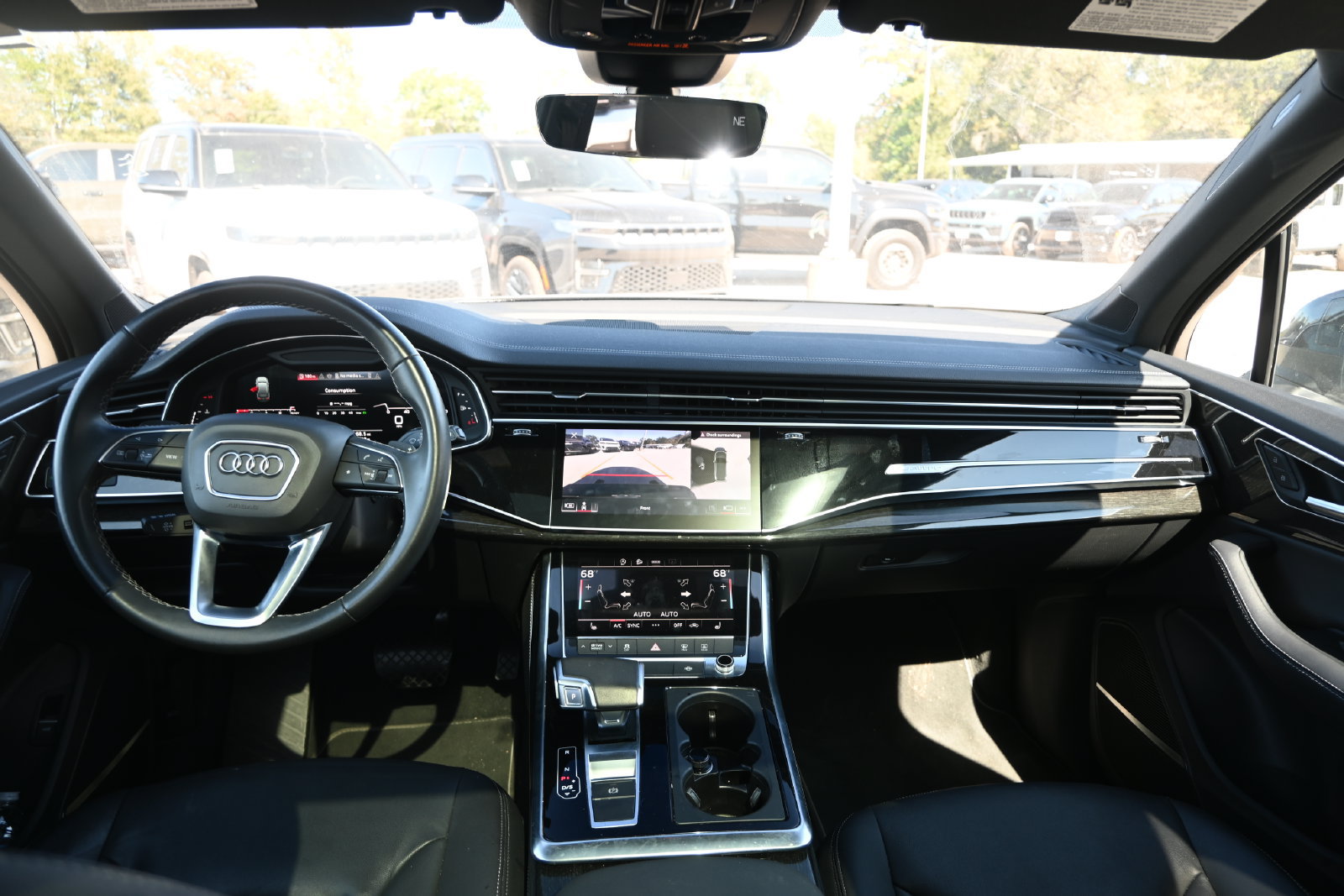 Used 2025 Audi Q7 3.0T Premium Plus AWD/4WD image 25