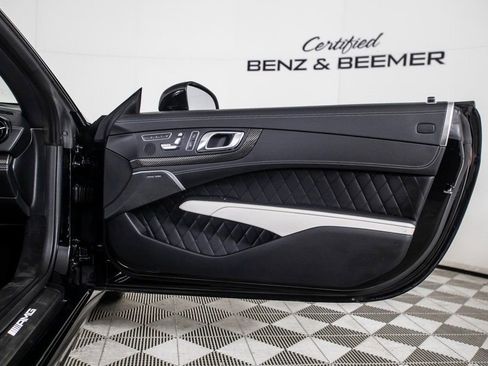 Used 2015 Mercedes-Benz SL 63 AMG w/ Driver Assistance Package image 14