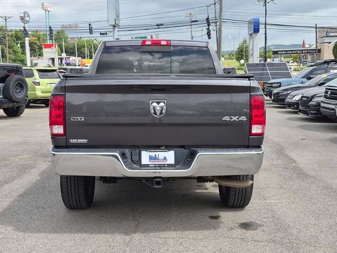 Used 2019 RAM 1500 Classic SLT AWD/4WD image 5