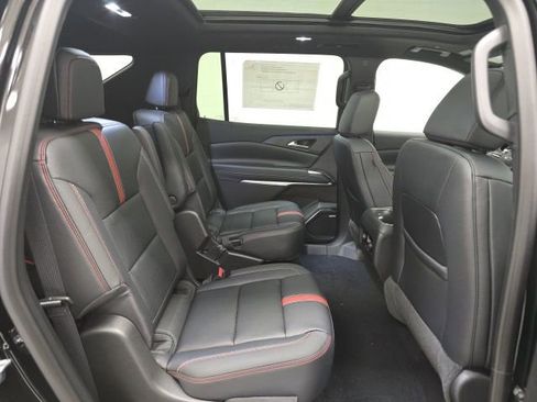 New 2026 Chevrolet Traverse RS image 25