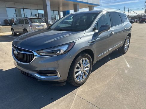 Used 2021 Buick Enclave Premium w/ Sun and Sites Package image 35