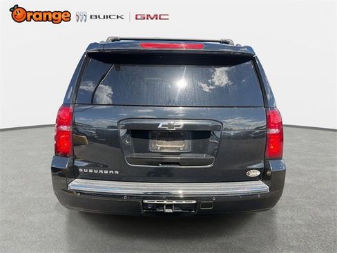 Used 2016 Chevrolet Suburban LTZ image 4