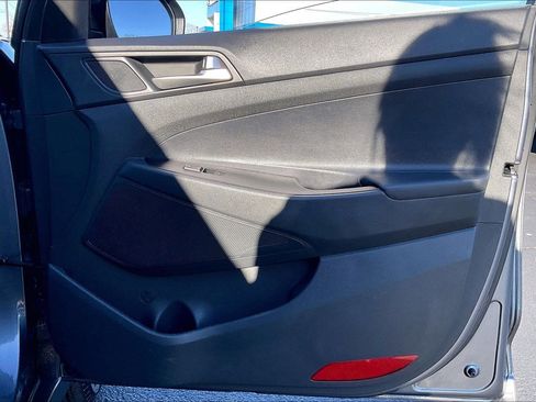 Used 2019 Hyundai Tucson SEL image 22
