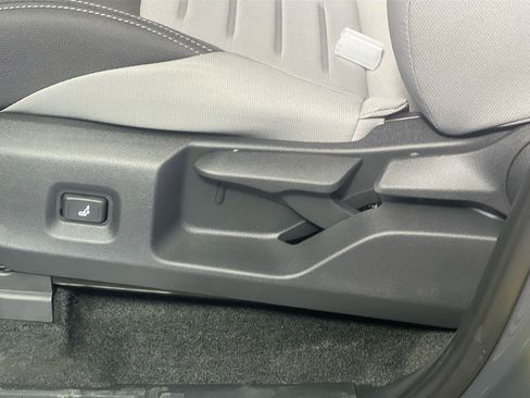 New 2025 Toyota Tacoma TRD Off-Road image 15