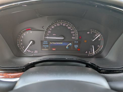 Used 2017 Cadillac XT5 Luxury w/ Driver Awareness Package FWD image 19