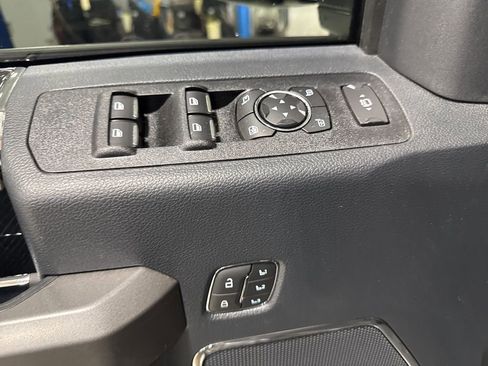Used 2022 Ford F250 Platinum w/ Tremor Off-Road Package AWD/4WD image 23