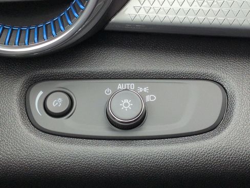 New 2026 Chevrolet Trax LT image 75