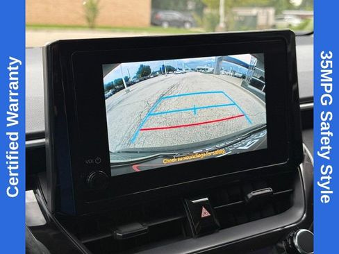 Used 2025 Toyota Corolla LE FWD image 24