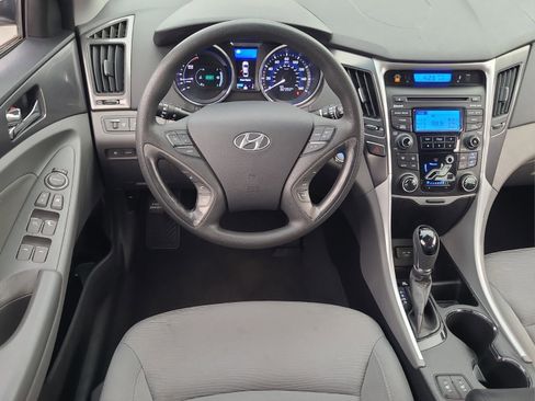 Used 2013 Hyundai Sonata Hybrid image 13