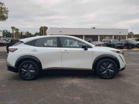 Certified 2024 Nissan Ariya FWD image 3