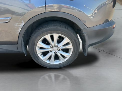 Used 2013 Toyota RAV4 Limited FWD image 37