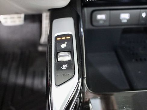 Used 2023 Kia Sorento SX Prestige w/ Panoramic Sunroof Package AWD/4WD image 27