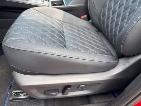 New 2025 Mitsubishi Outlander SEL image 31