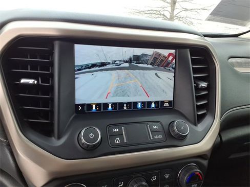 Used 2020 GMC Acadia Denali w/ Technology Package image 14