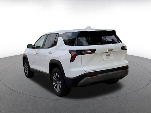 Used 2025 Chevrolet Equinox LT FWD image 16