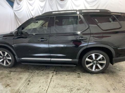 Used 2023 Honda Pilot Elite image 9