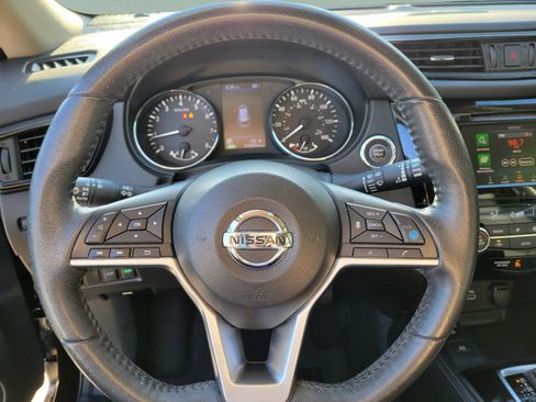 Used 2019 Nissan Rogue SL w/ Premium Package FWD image 16