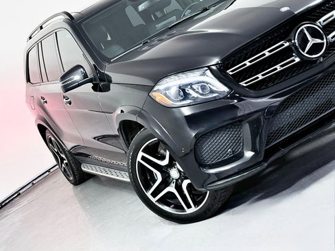Used 2017 Mercedes-Benz GLS 550 4MATIC w/ Driver Assistance Package image 4