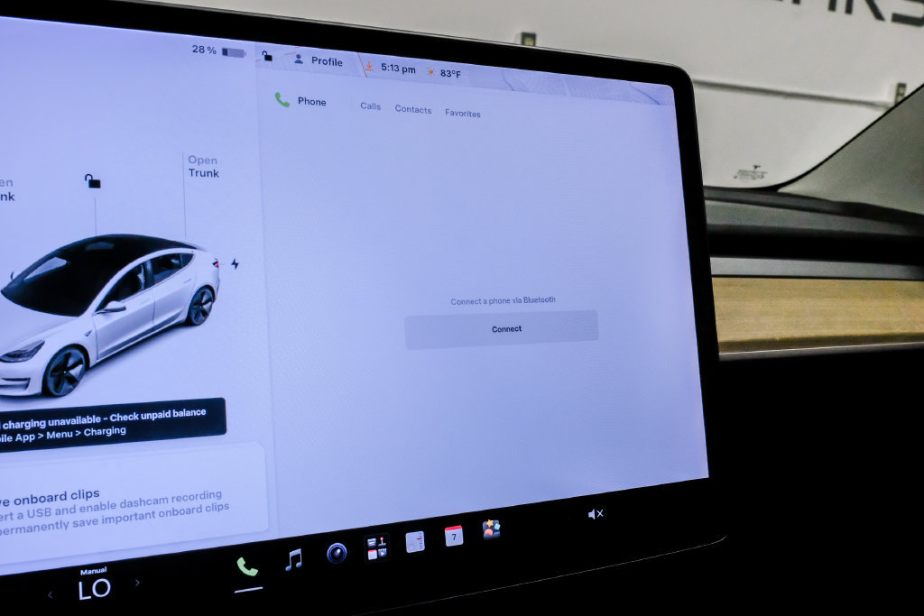 Used 2018 Tesla Model 3 Long Range RWD image 29