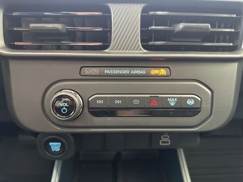 New 2025 Ford Maverick XLT w/ XLT Luxury Package AWD/4WD image 27