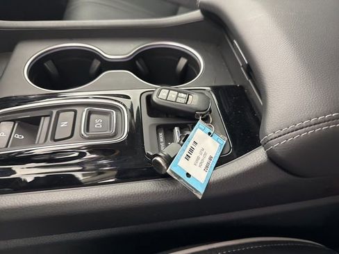 Certified 2025 Honda Pilot Elite image 38