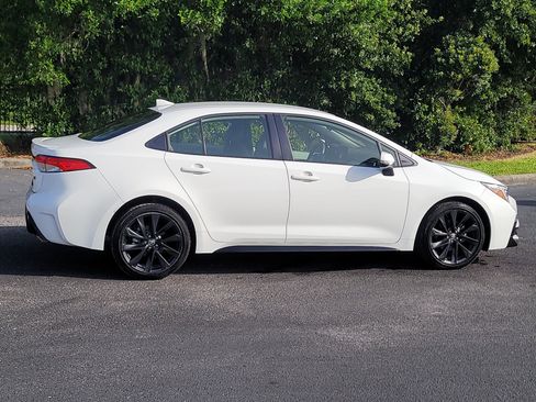 Used 2023 Toyota Corolla SE FWD image 8
