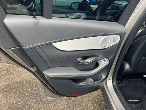 Used 2020 Mercedes-Benz GLC 43 AMG 4MATIC image 25