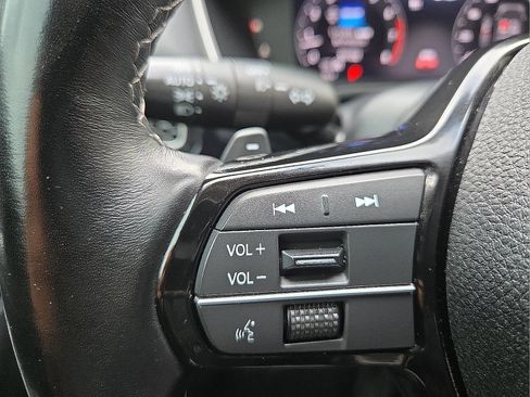 Used 2022 Honda Civic Touring image 19