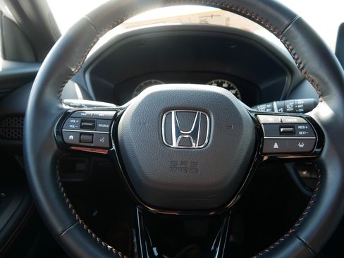 Used 2025 Honda HR-V Sport image 25