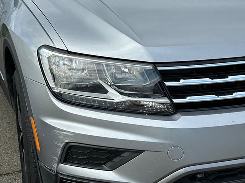 Used 2021 Volkswagen Tiguan SE image 7