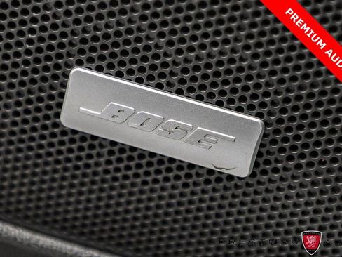 Used 2021 GMC Acadia SLT image 12