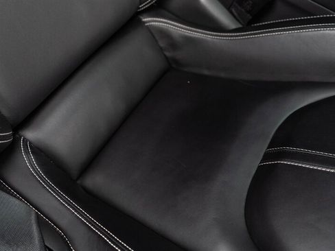 Used 2019 McLaren 570S Coupe RWD image 39