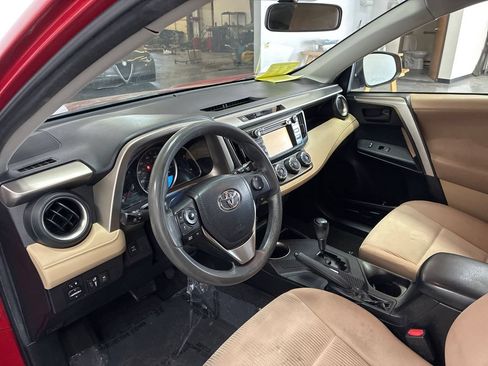 Used 2013 Toyota RAV4 LE AWD/4WD image 8