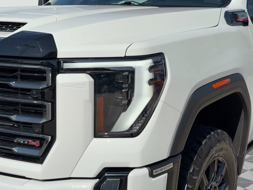 Used 2024 GMC Sierra 2500 AT4 w/ AT4 Premium Plus Package AWD/4WD image 12