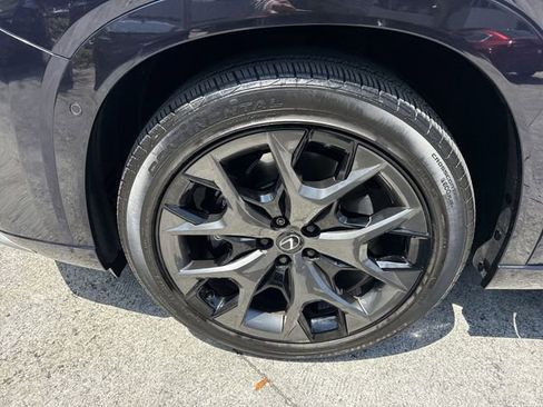 Certified 2025 Lexus TX 500h AWD w/ Technology Package image 10