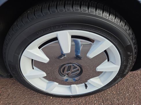 Used 2019 Volkswagen Beetle 2.0T Final Edition SEL image 11