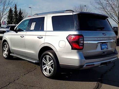 Used 2023 Ford Expedition Limited image 6