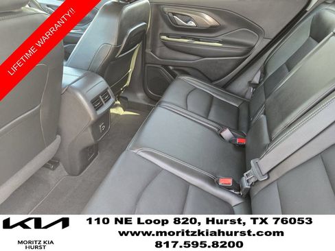 Used 2024 GMC Terrain SLT AWD/4WD image 29
