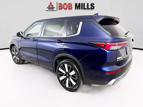 New 2026 Mitsubishi Outlander SE image 5