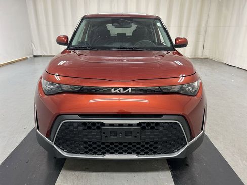 Certified 2023 Kia Soul LX image 3