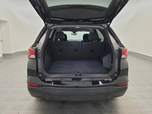 Used 2022 Chevrolet Equinox LS image 29